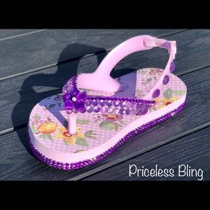 Rhinestone Embellished Toddler Flip Flops 💜